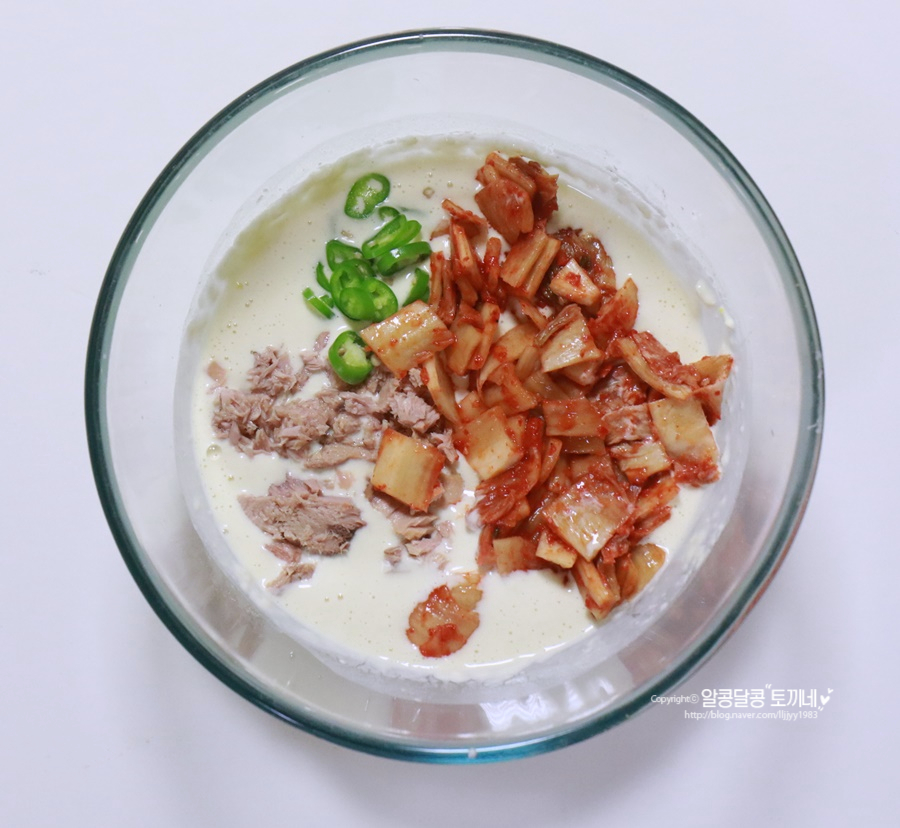 황금 레시피에 반했다! 백종원 김치전 15