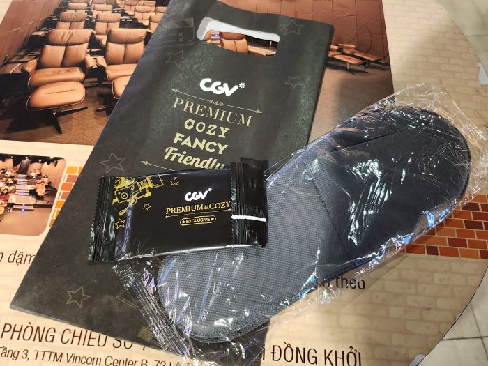 호치민여행_호치민영화관_파묘관람_CGV프리미엄관