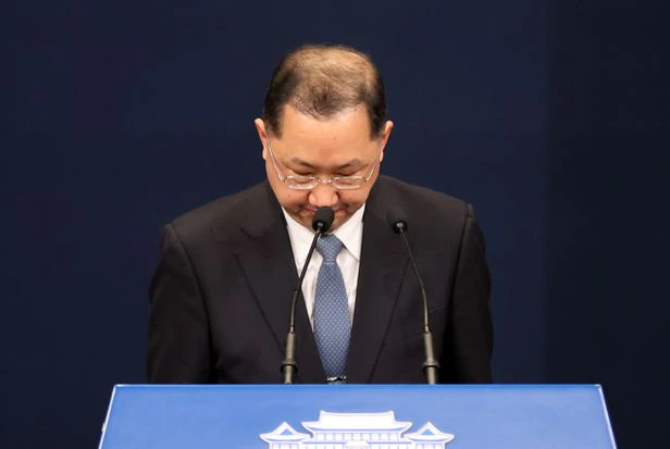 김진국