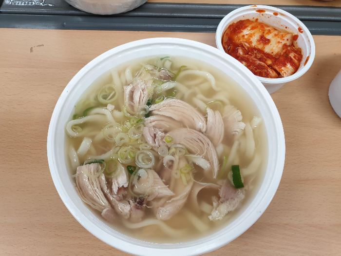 상봉-냉면-칼국수-삼계칼국수