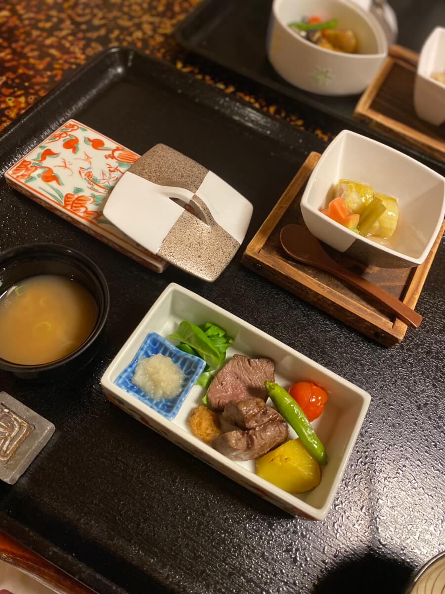 고라쿠엔 오타루 료칸에서 준 저녁 카이세키 두 번째 상&amp;#44; 스테이크