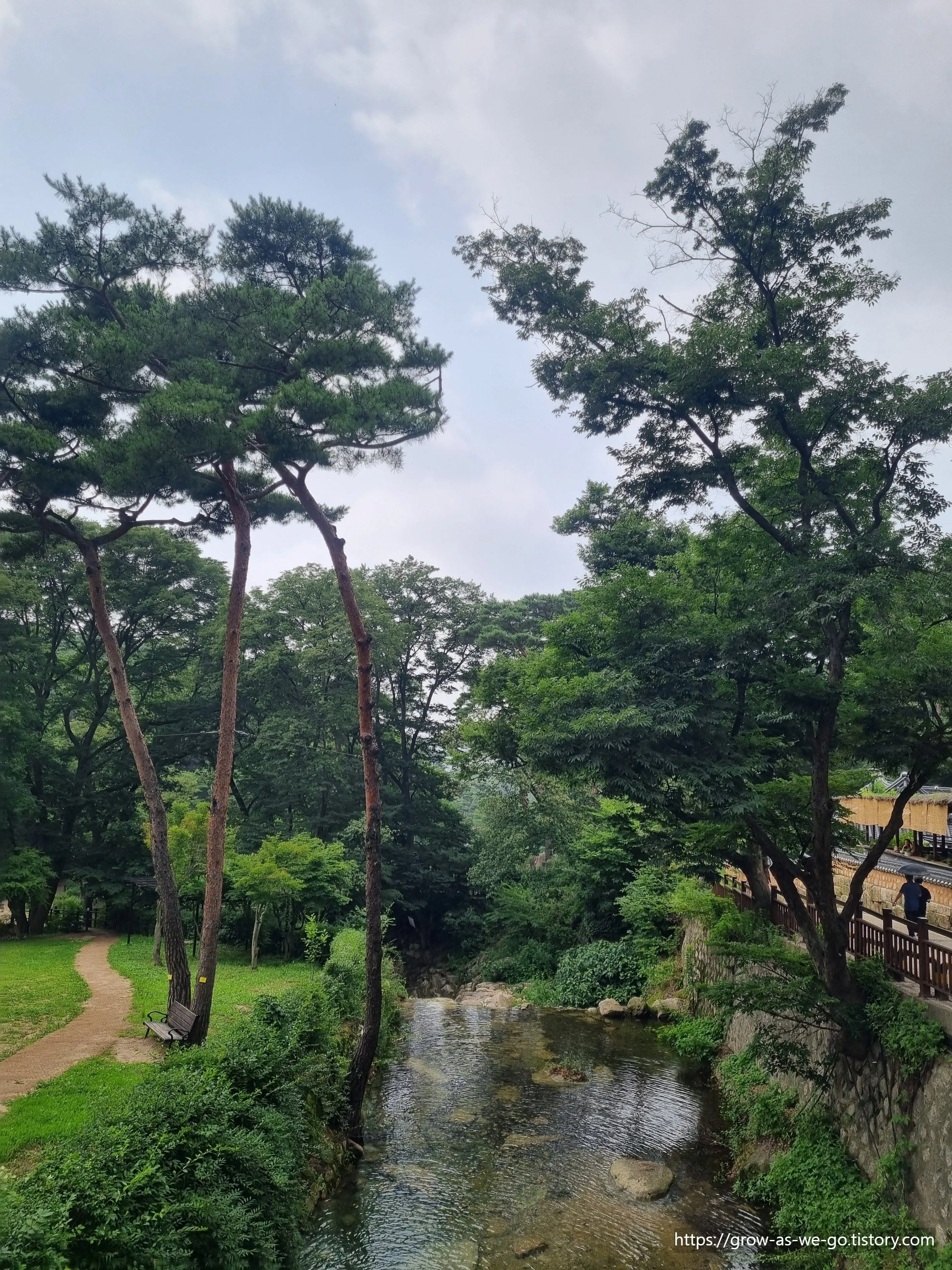 진관사-산책로