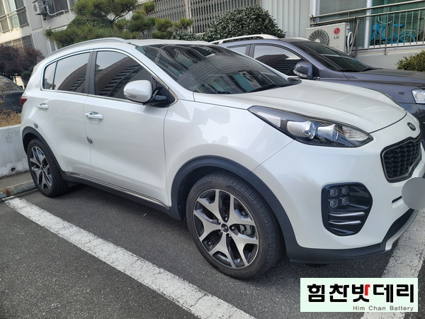  창원밧데리 스포티지QL 배터리 교환 전문점 배터리 팔용동 밧데리1인자 힘찬배터리 본점 창원 수입차 배터리 전문점