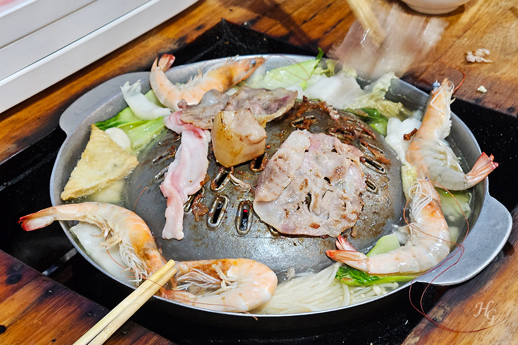 태국 방콕 무까타(หมูกระทะ) 맛집 띧만(ติดมันส์ / Tid Munz Buffet) 새우 돼지고기 채소 등