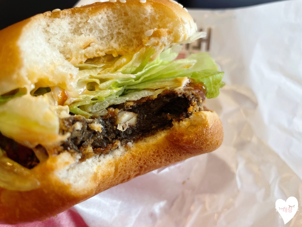 경품행사롯데리아 10월행사 블랙 오징어버거 싱글팩 10