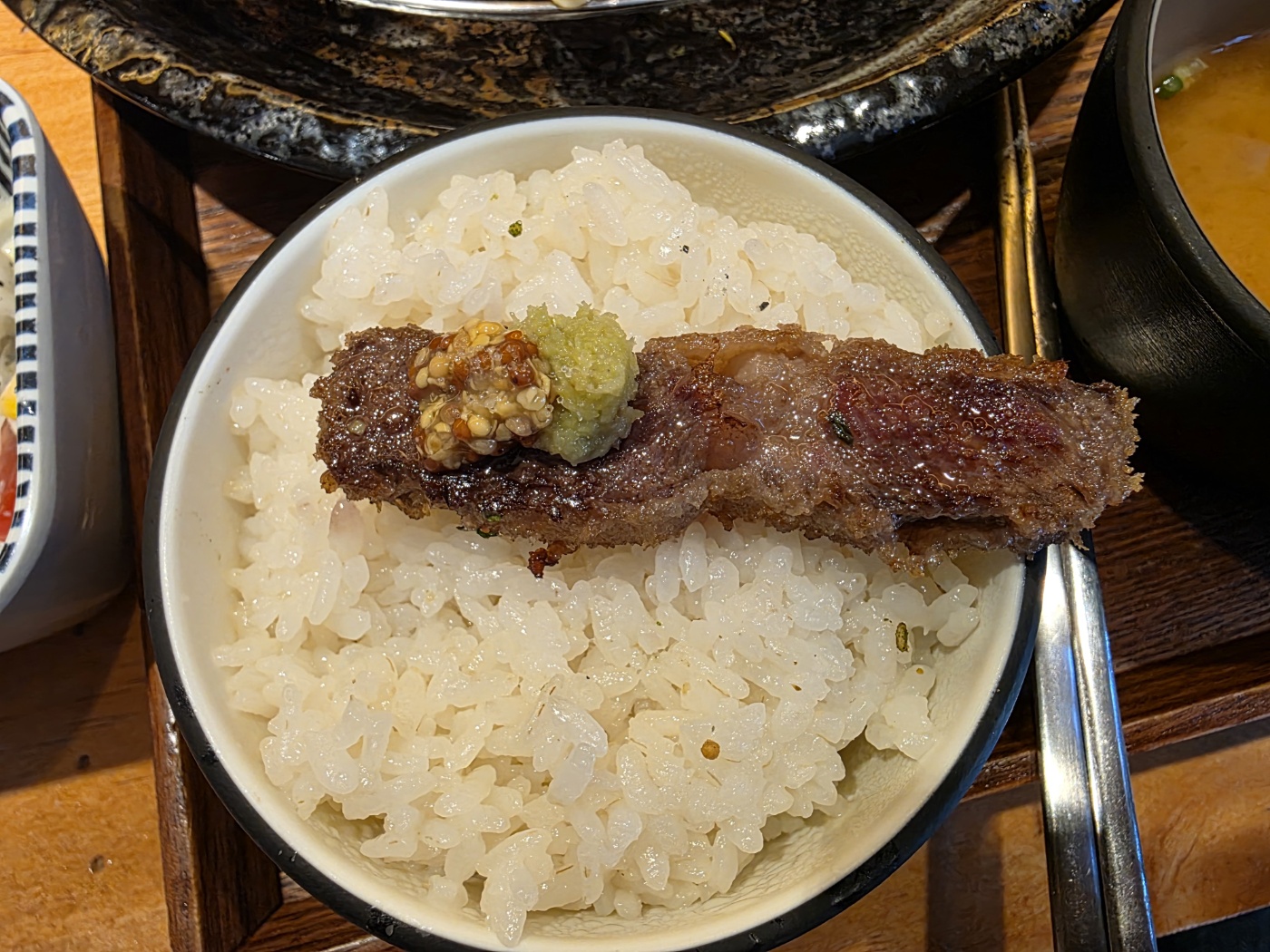 와사비·홀그레인 머스터드 토핑 규카츠
