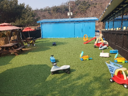 일오삼 간장게장 어린이 놀이터