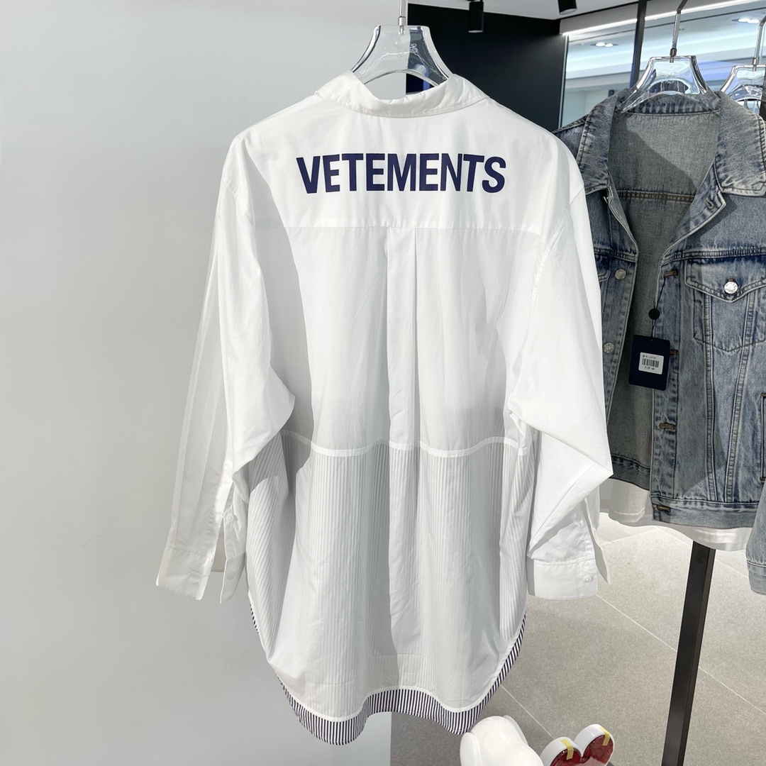 [VETEMENTS] 베트멍 백 로고 투톤 스트라이프 셔츠