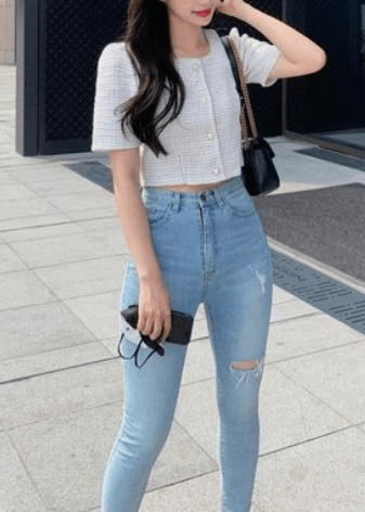 여자 크롭 트위드자켓 핏한 청바지 코디
