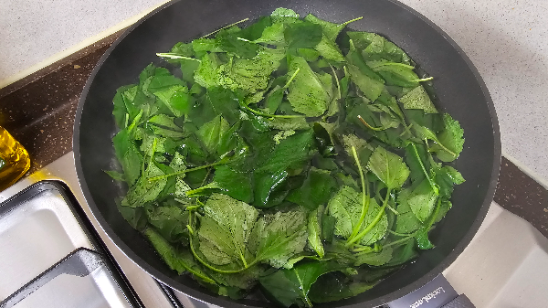취나물 데치기