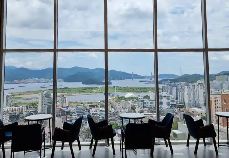 커피 산 가게 전경