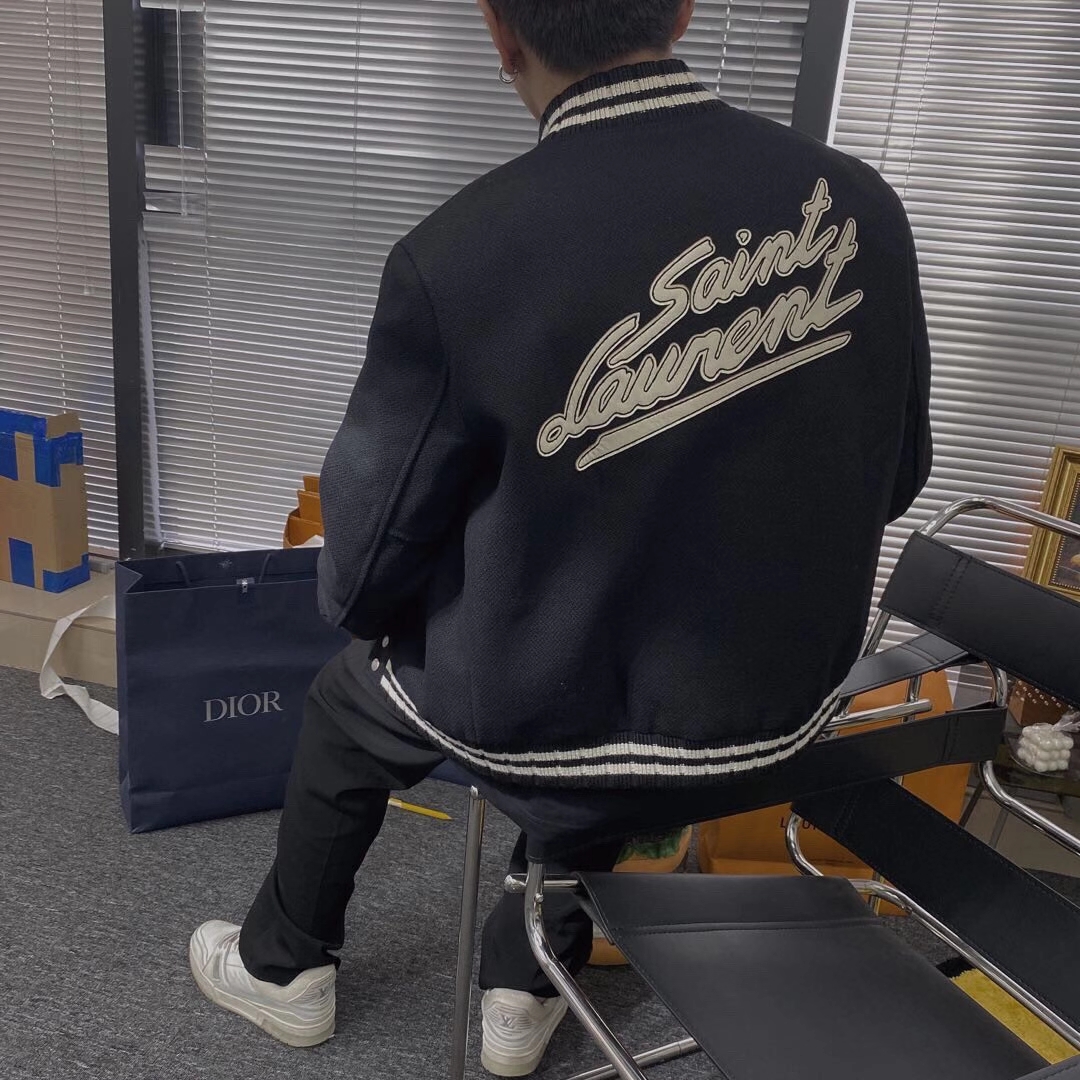  [SAINT LAURENT] 생로랑 울 소재 테디 자켓 625918Y180W1000