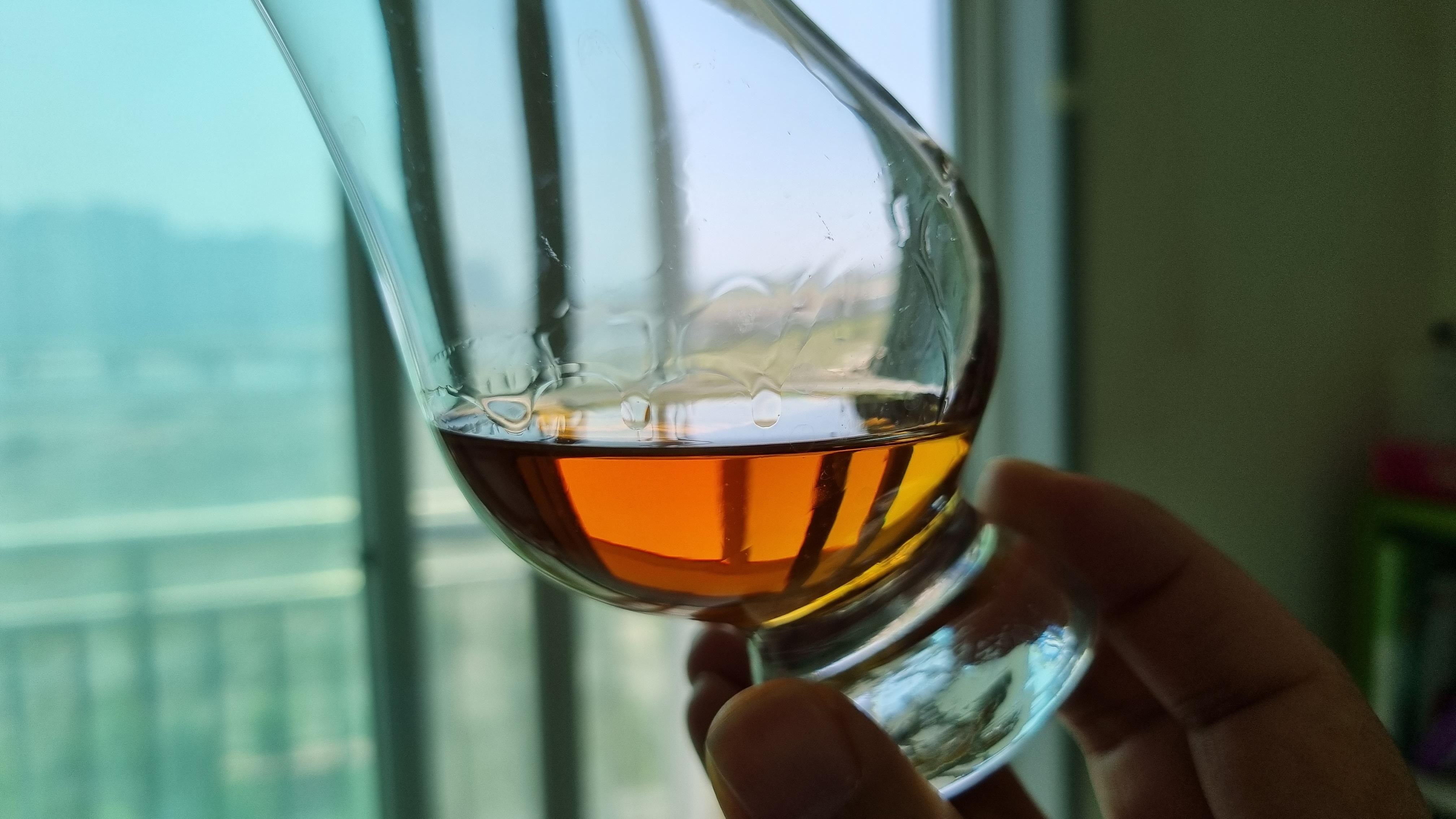  글랜알라키 싱글몰트위스키 8년 메타베브 GLENALLACHIE 8YEARS (METABEV)