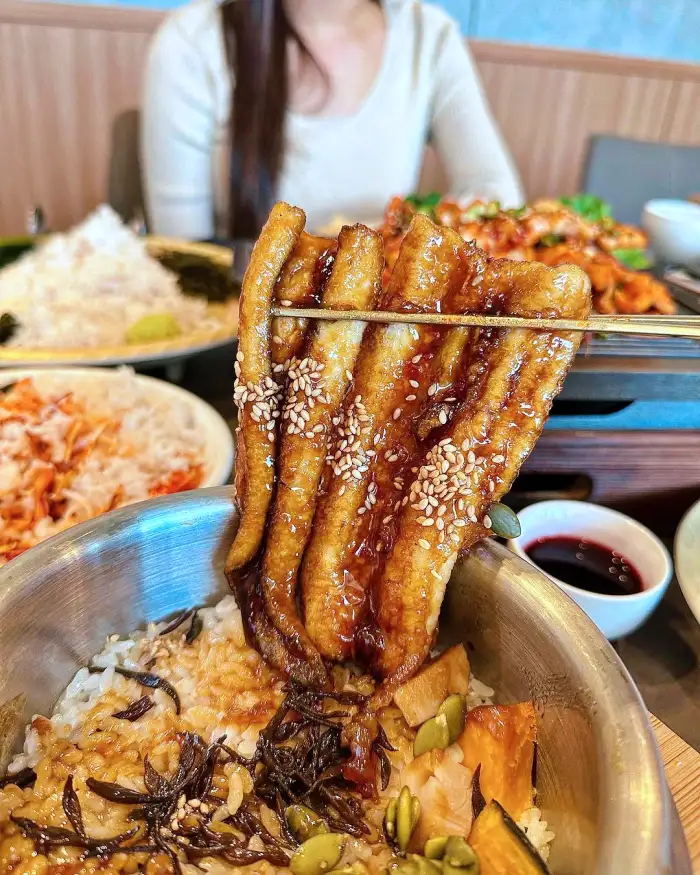  4월 5일 생방송투데이 하남 미사리 가게 자연산 눈꽃장어 한상 장어 솥밥 전골 구이 가격 위치 어디 리얼 맛집