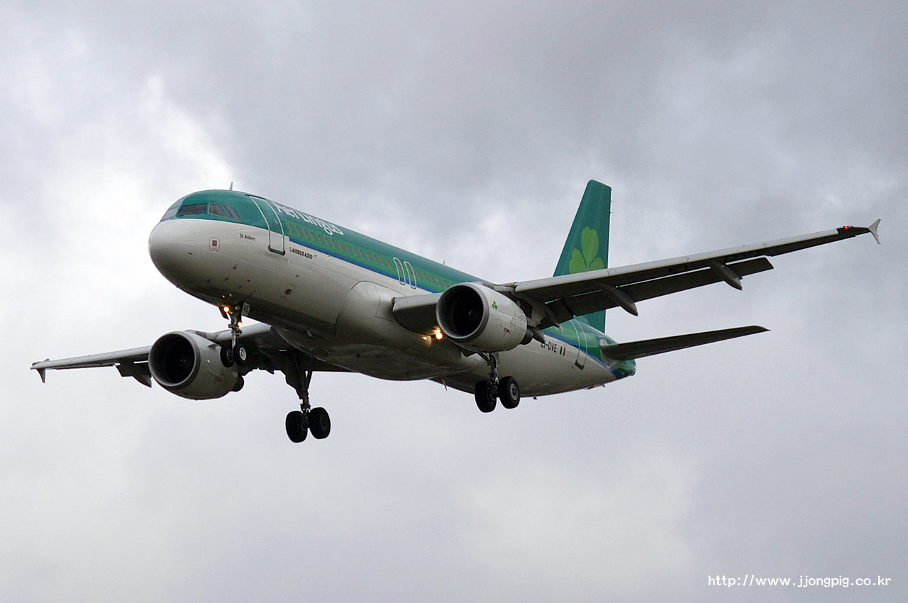 Aer Lingus Aer Lingus EI EIN EI-DVE Airbus A320-200 A320 런던 - 히드로 London - Heathrow 런던 England London LHR EGLL