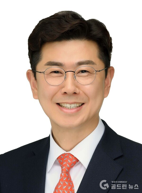  윤충식 경기도의원 예비후보자 인터뷰, 제8회 동시지방선거 출마자