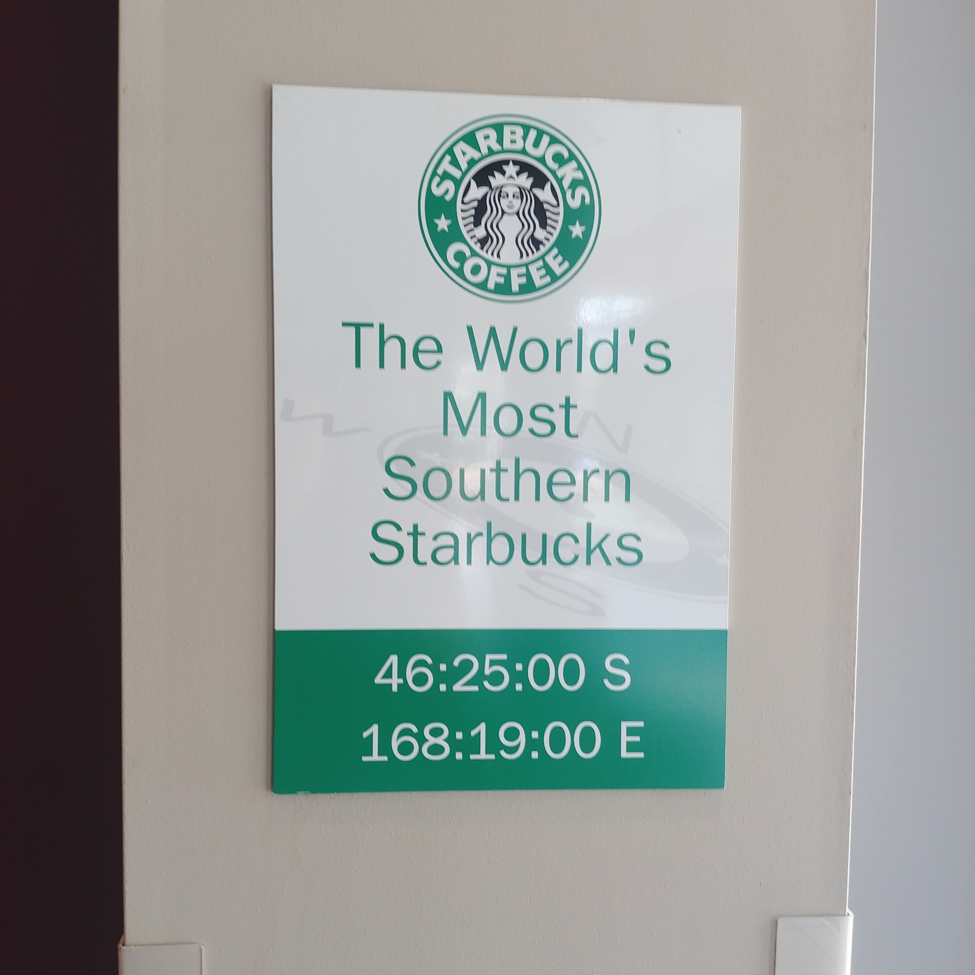 세계에서 가장 남쪽에 있는 스타벅스 Starbucks Invercargil