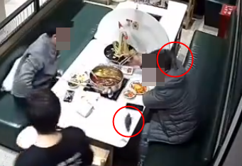  중국 저장성 훠궈식당, 훠궈 먹다 머리에 ‘쥐 벼락’… 중국 또 위생 논란