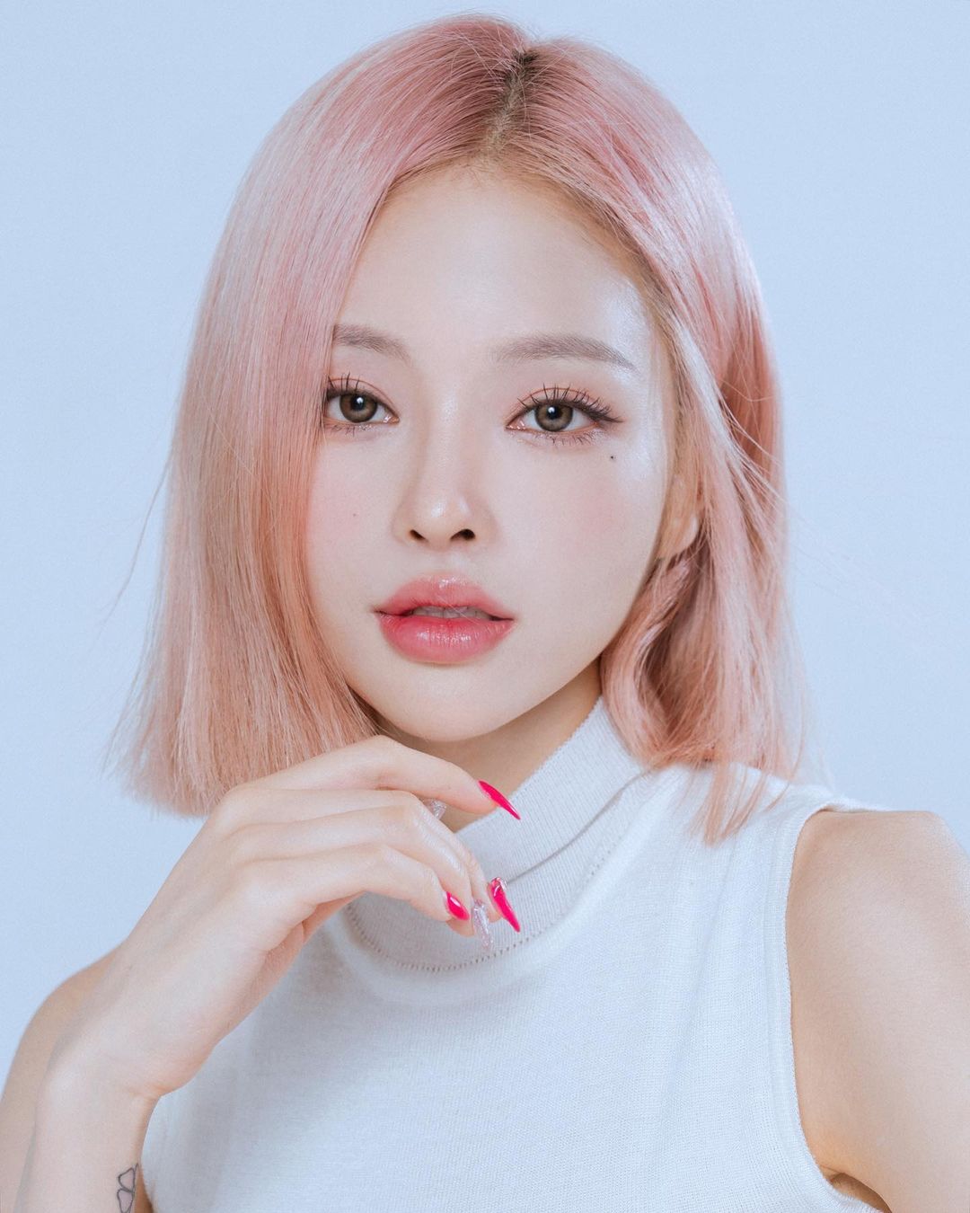  핑크헤어 중단발 인스타그램 모델 사진들 모음