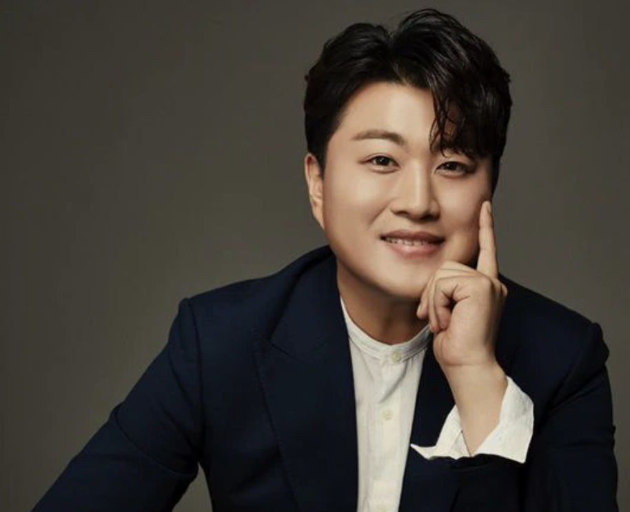  가수 김호중 나이 데뷔 활동 학력 인스타 프로필