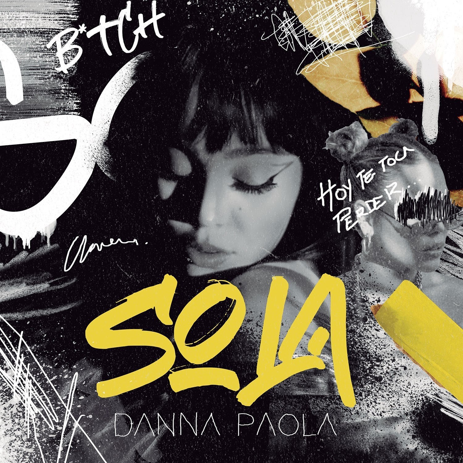  Danna Paola - Sola