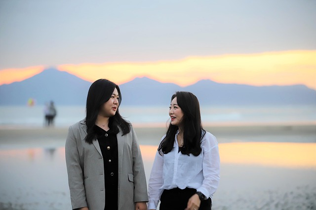 한국 30대 신혼 여성 관련 사진