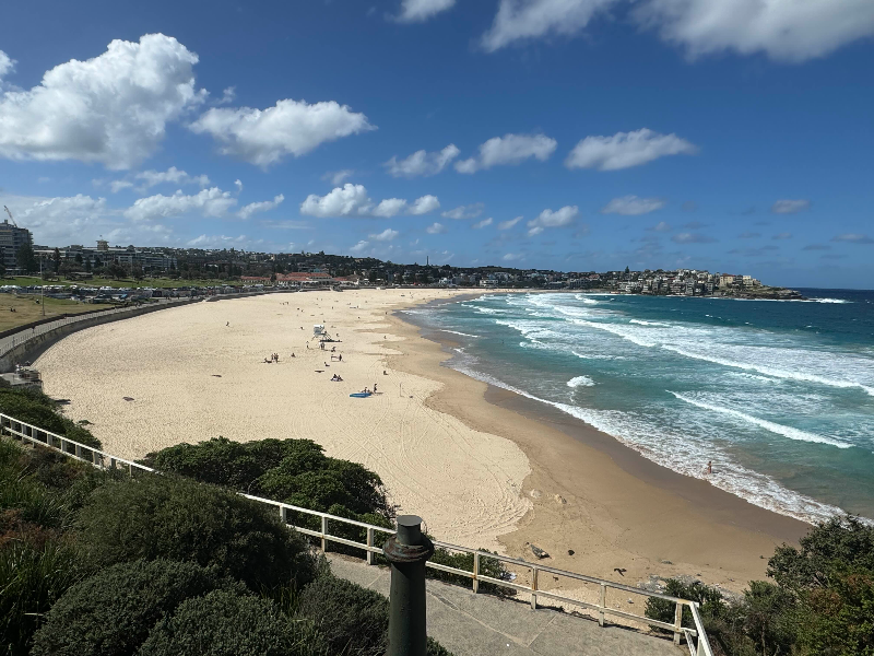 본다이비치(Bondi Beach)