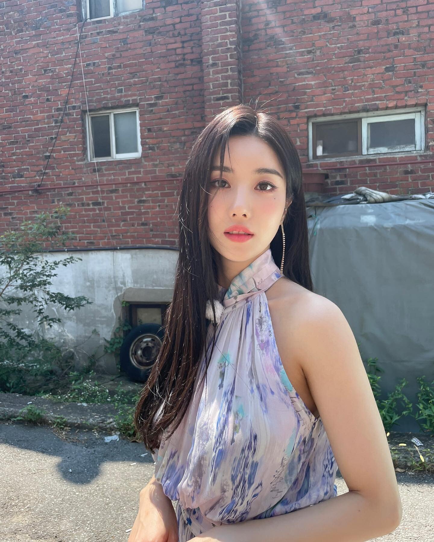  권은비 팔로우미 기자간담회 드레스 움짤 gif