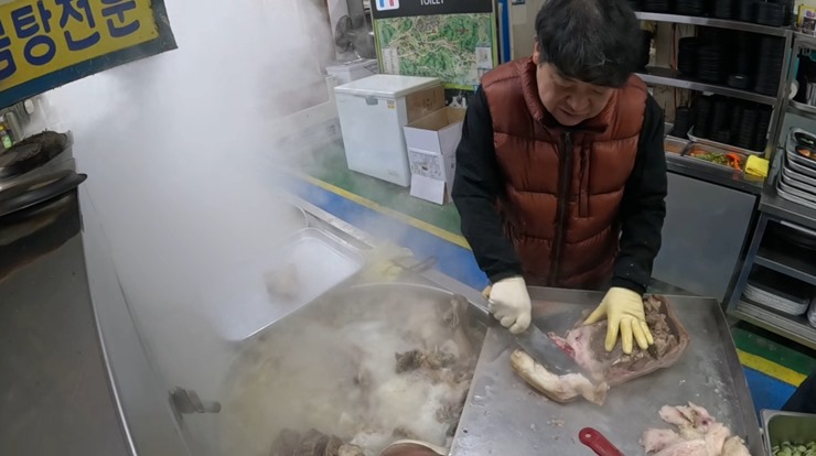 극한직업-백년식당