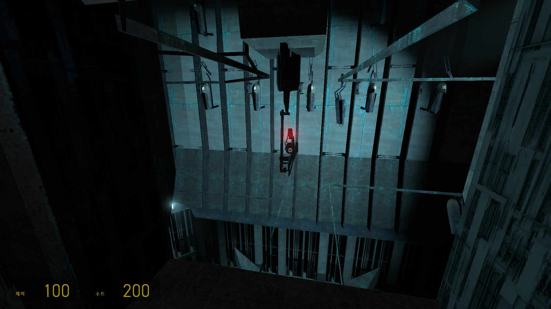 Half-Life 2, 챕터12(우리의 은인들) : 셀프 수감