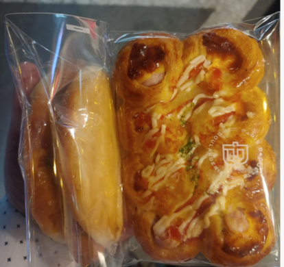  4월 27일 간헐적 단식 식단 (빵, 스팸 볶음밥, 오징어 짬뽕 컵라면)