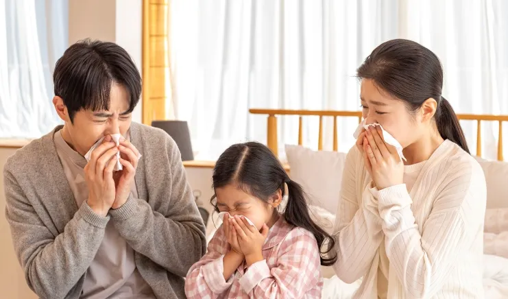 가족 기침하는 이미지
