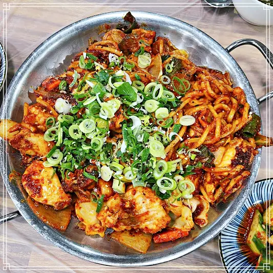  생생정보 포항 북구청 12월22일 기운찬 여행 아귀탕 아구본가신흥식당 추천 가게 맛집 아귀찜 생아구탕 생아구찜 맛집 위치
