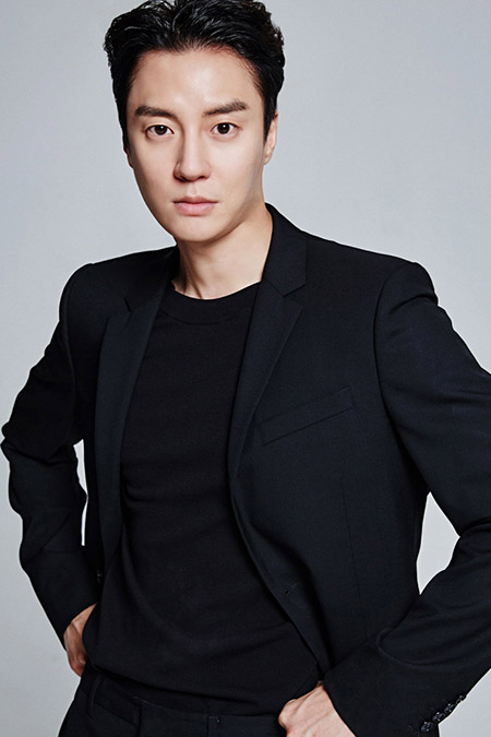  이수용 프로필 - 배우 - 드라마 - 뮤지컬 - 광고 - 뮤직비디오 - 작품