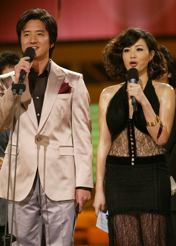 2005-김혜수-드레스