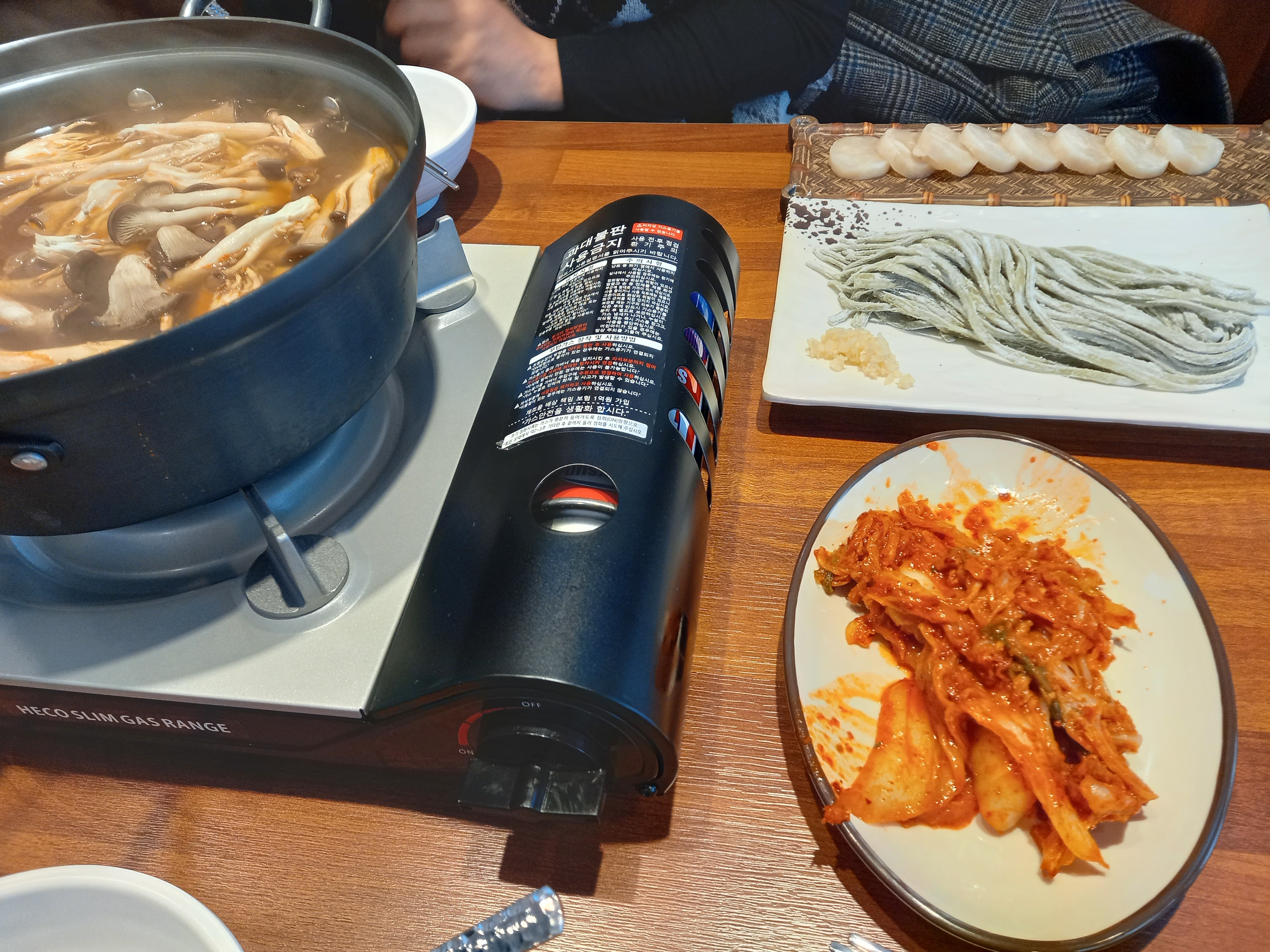 담칼국수 이미지