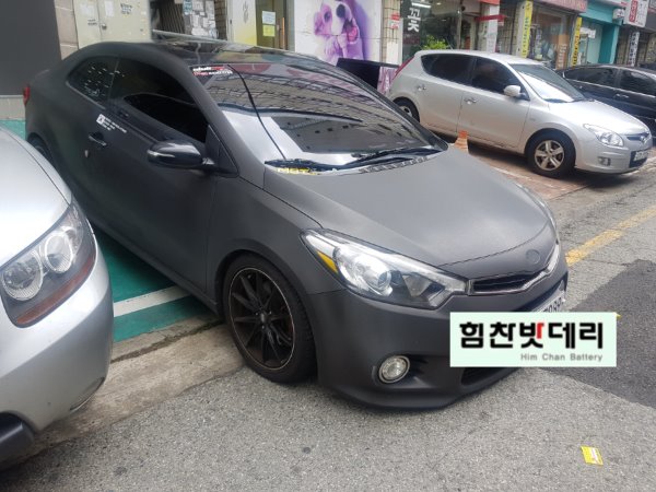  창원배터리 창원밧데리 K3배터리 K3밧데리 기아 기아K3 상남동배터리 상남동밧데리 힘찬배터리 창원본점 로케트배터리 배터리 GB57220