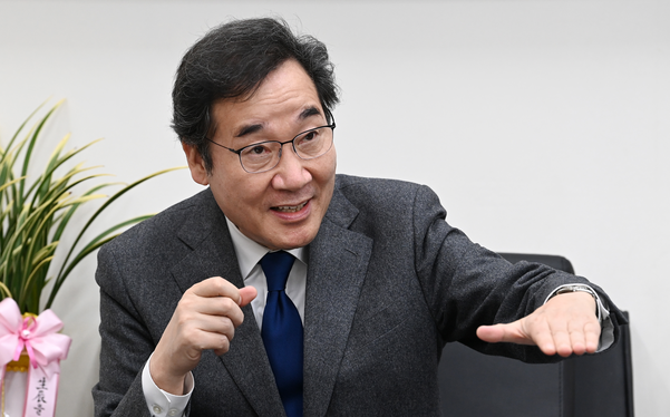 <이낙연>에 대해서 알아보자, 어떻게 기자가 총리까지?