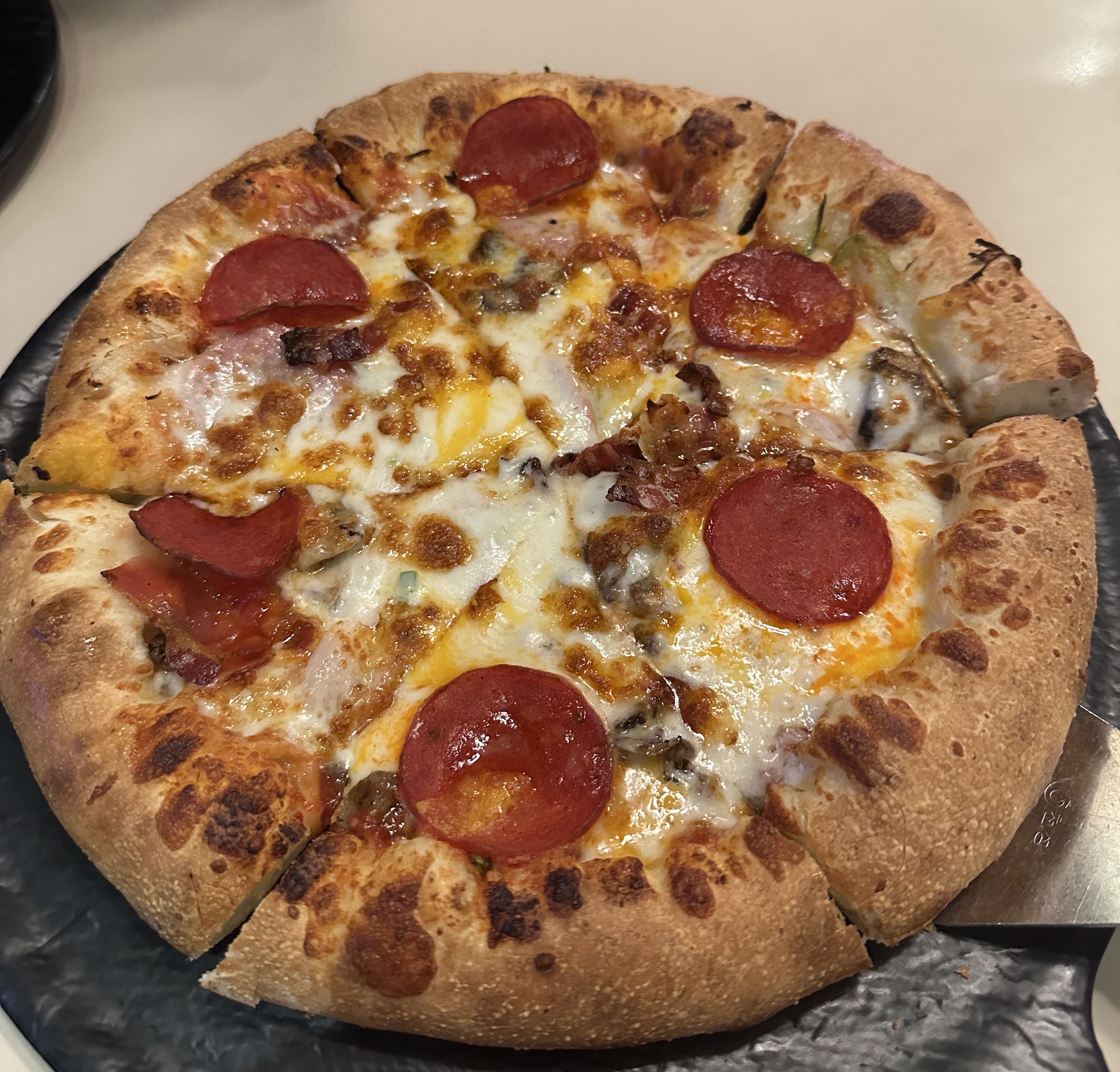 치즈 듬뿍 피자