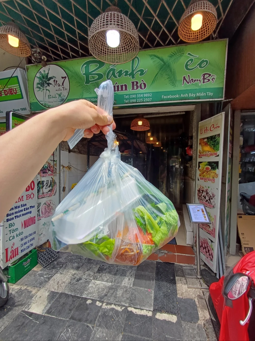 하노이 반쎄오 맛집, 미스터 베이 미엔타이(Mr Bảy Miền Tây) 방문 후기