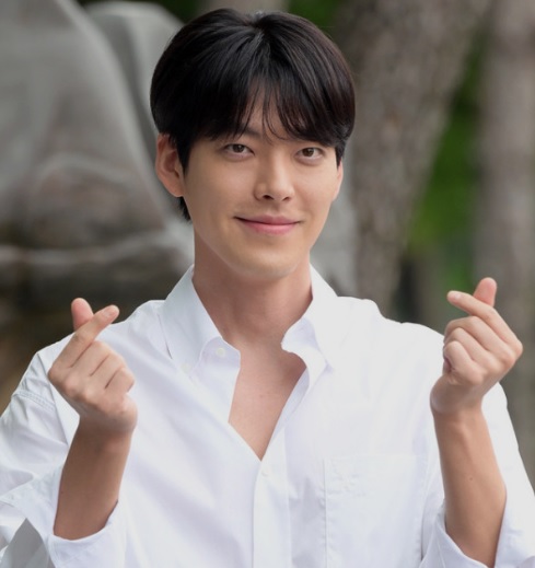 김우빈