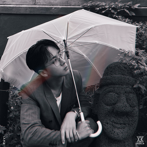  라비 (RAVI) 비(Feat. 이나은 of 에이프릴(APRIL)) 듣기/가사/앨범/유튜브/뮤비/반복재생/작곡작사