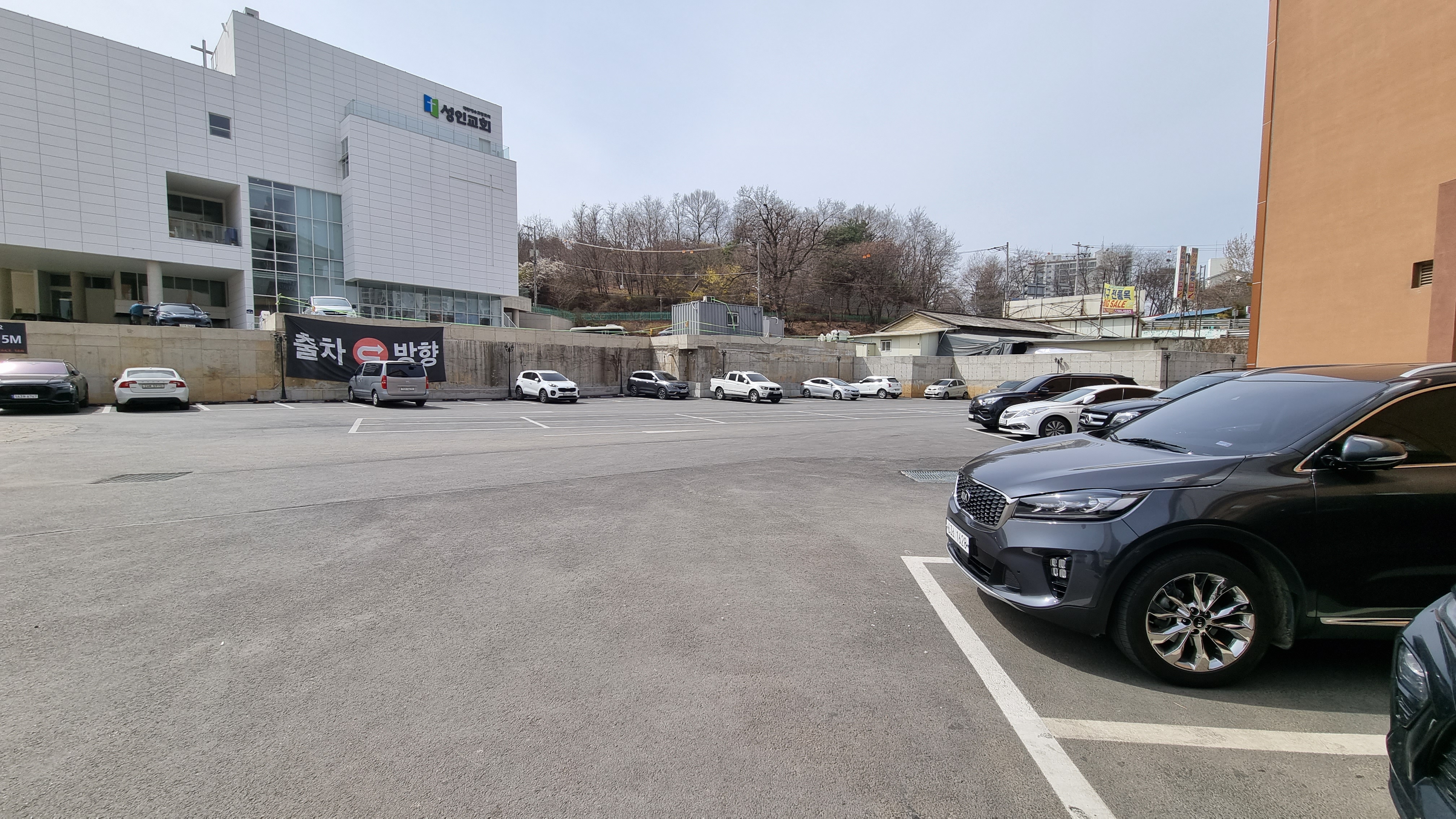 대형카페 김포 포지티브스페이스566 야외주차장 이미지