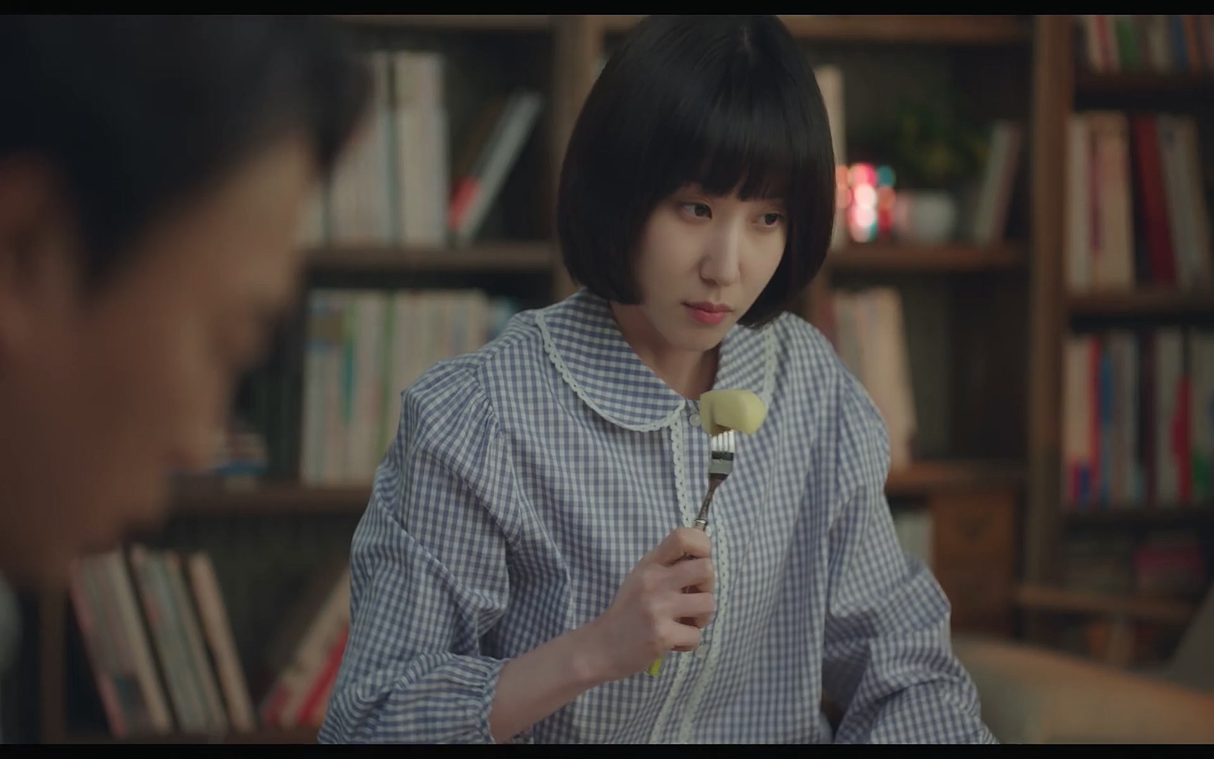 이상한 변호사 우영우.E12.220804p.NF.WEB-DL.x264.AAC.mp4_20220815_164429.437.jpg