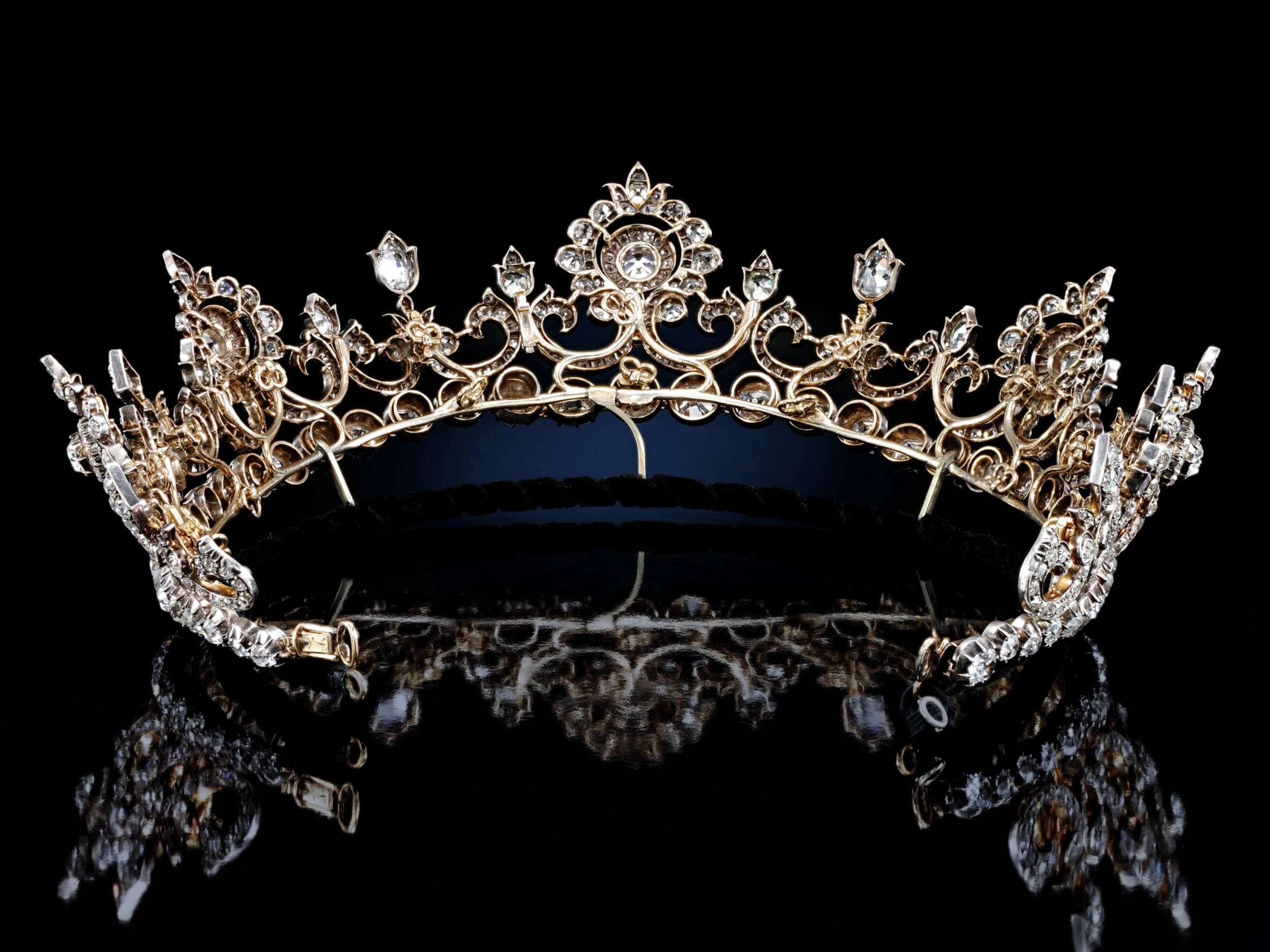 tiara