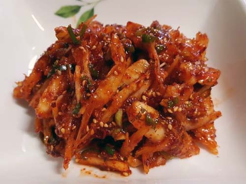 2월 제철 반찬 : 새콤달콤 더덕무침 맛있게 만드는 법