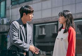  스마트 폰을 떨어뜨렸을 뿐인데를 통해 본 인생에서 가장 중요한 존재