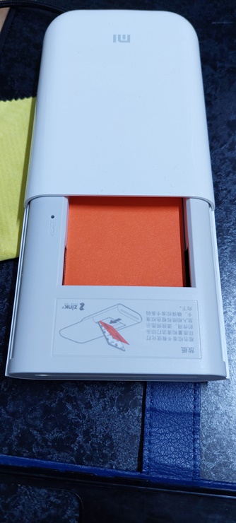 색상 인화지 먼저 넣음