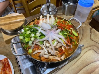 능이동태전골 동태내장전골