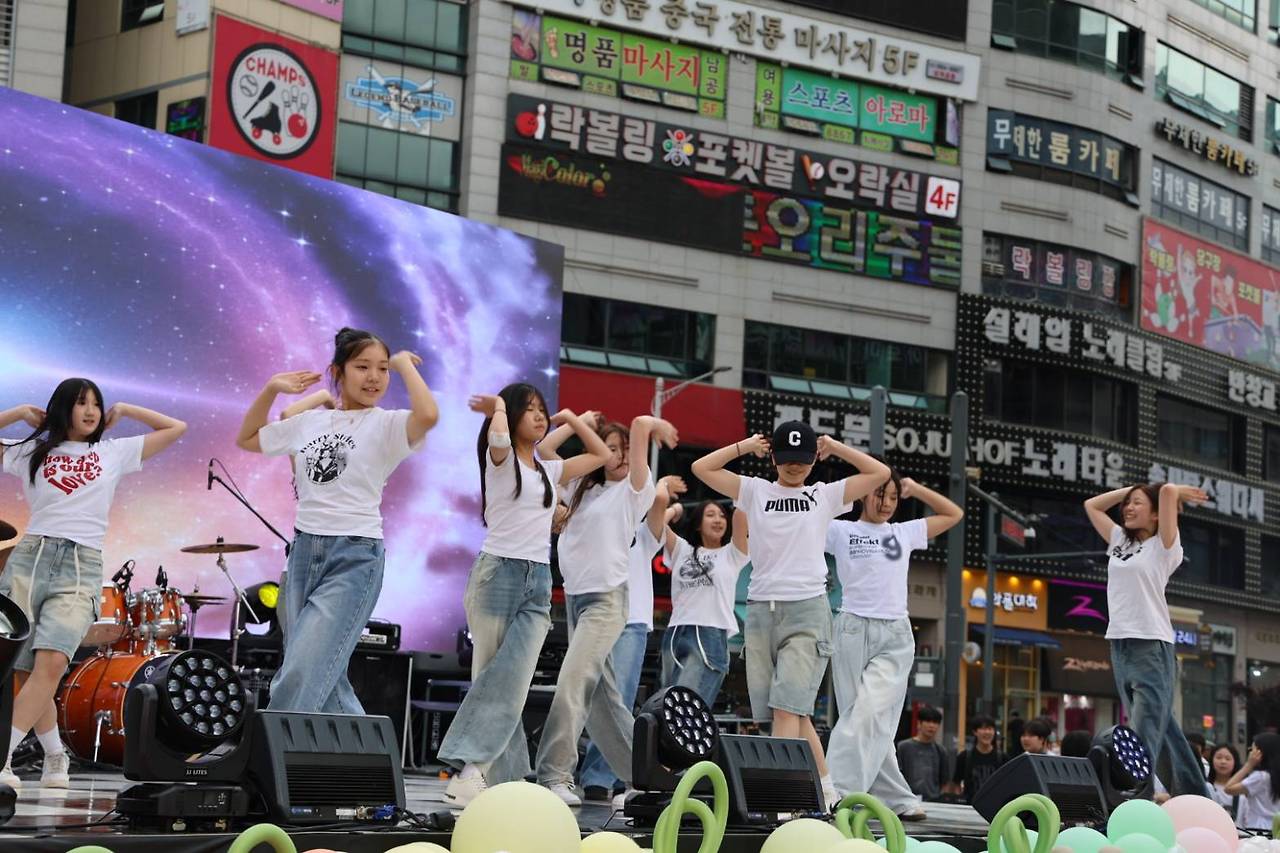 김포시 ‘청소년의 달 & 어울림마당 축제’ 성료 김포시 ‘청소년의 달 & 어울림마당 축제’ 성료